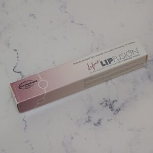 LipFusion Define Lip Plumping Pencil with sharpener Full Size FLUSH Sealed